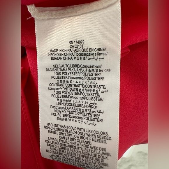 BCBG MaxAzria Annmarie crossover
Halter Asymmetrical Dress size 0 lipstick red - Picture 8 of 8